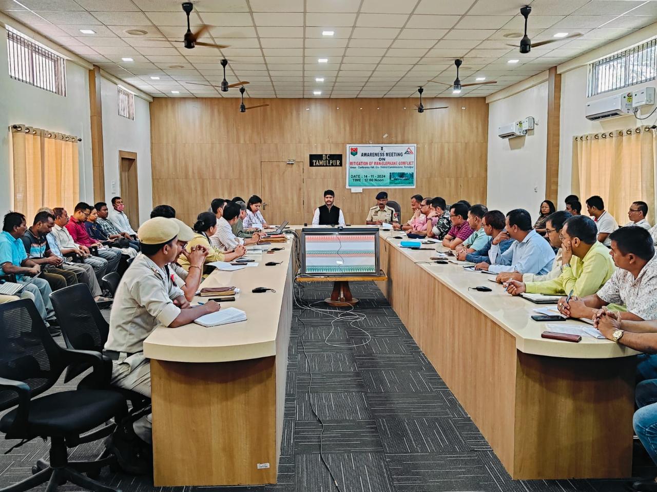 তামুলপুৰত হস্তী-মানুহৰ সংঘাত সম্পৰ্কে সজাগতা সভা।