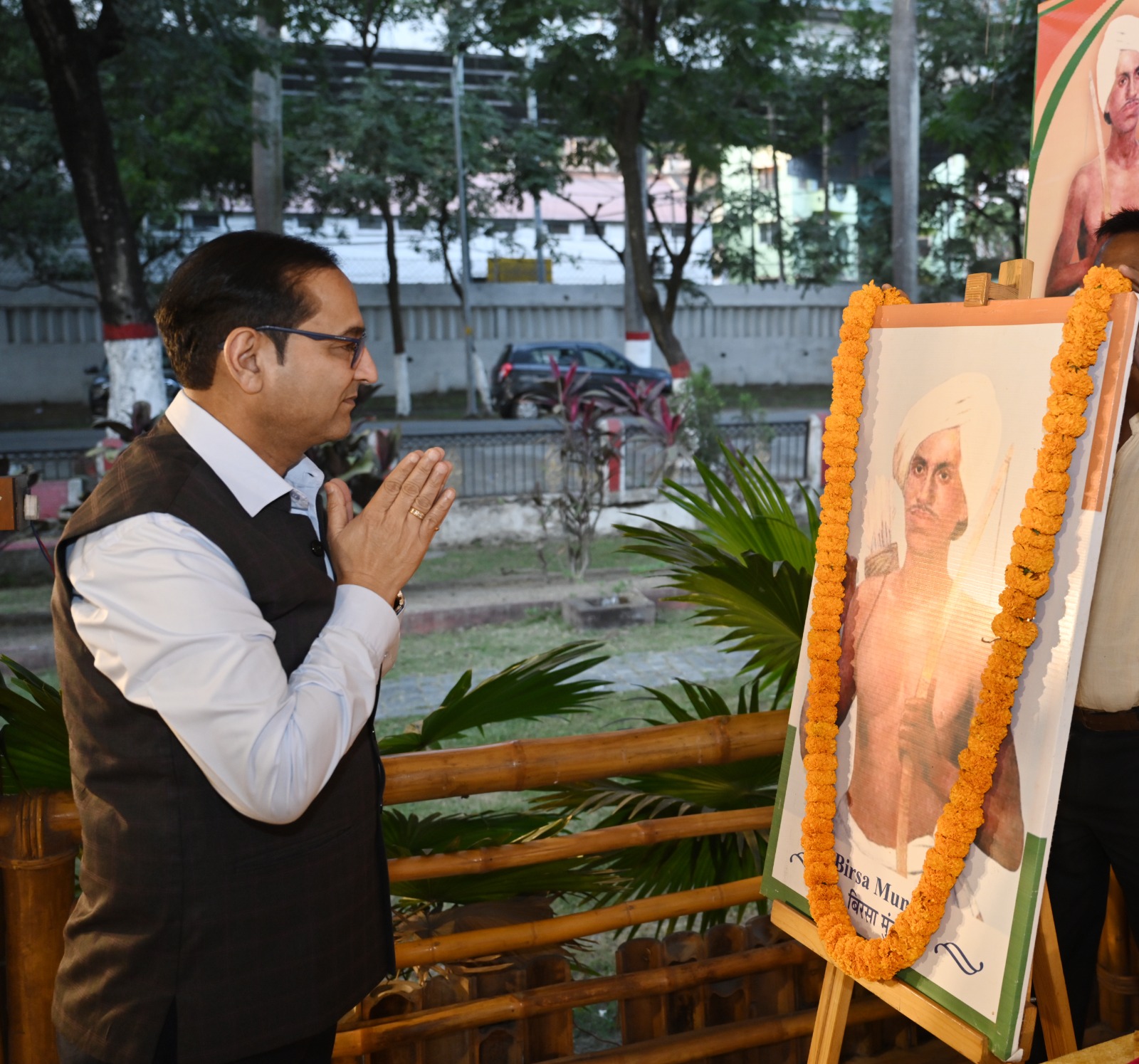 উত্তৰ পূব সীমান্ত ৰেলৱেৰ দ্বাৰা জনজাতীয় গৌৰৱ দিৱস উদযাপন।