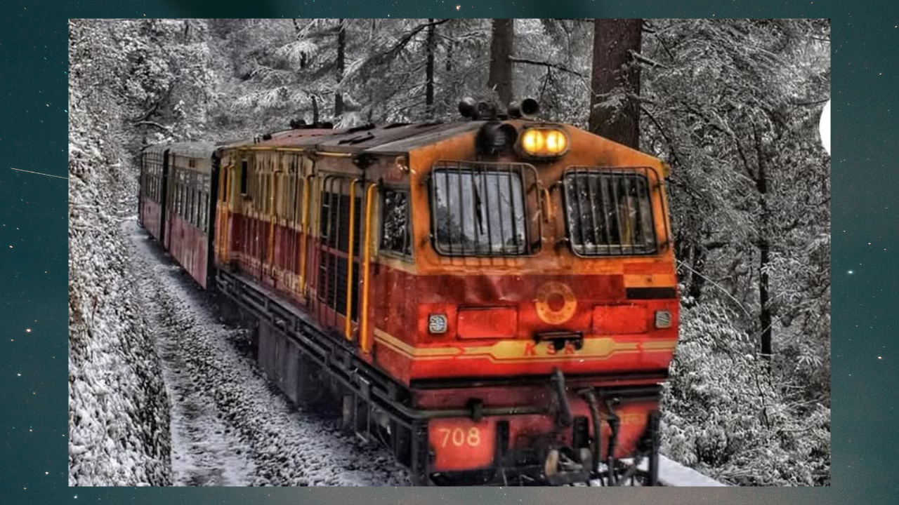 বৰফে ঢাকিছে ছিমলা, পৰ্যটকৰ ভিৰত আনন্দৰ বতৰা