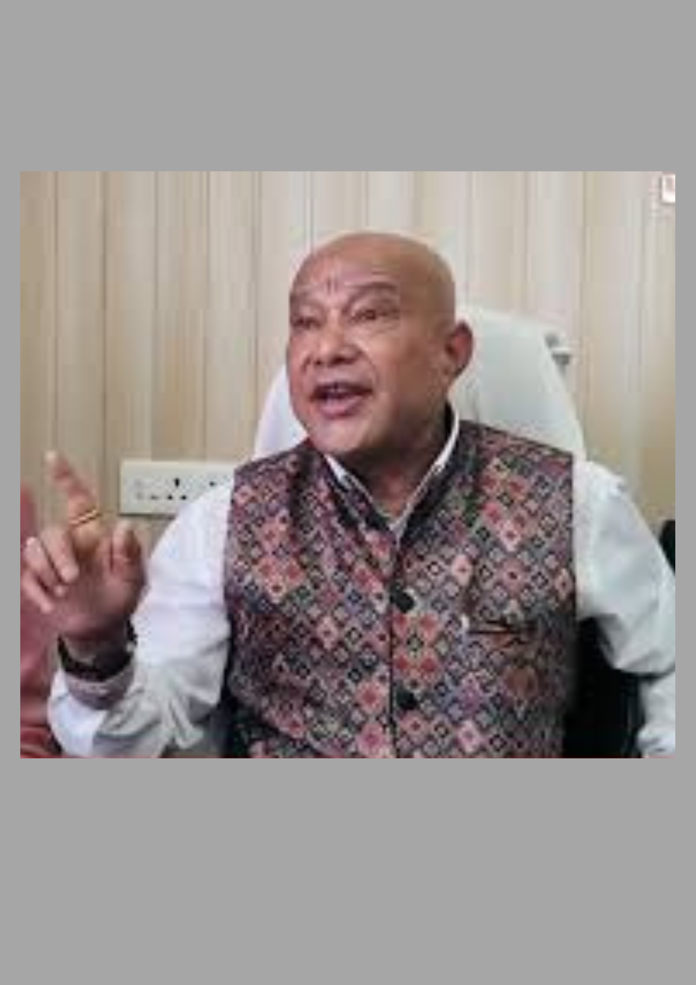 অসমত গো-মাংস নিষিদ্ধ কৰাৰ বিৰোধিতা দক্ষিণ শ্বিলং সমষ্টিৰ বিধায়ক ছানবৰ শুল্লাৰ।