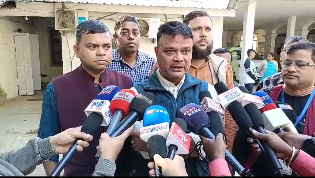 শিলচৰত বাৰ্মিজ চুপাৰি মাফিয়াৰ হাতে সাংবাদিক নিগ্ৰহৰ ঘটনা সংঘটিত হোৱাৰ পৰিপ্ৰেক্ষিতত স্থানীয় সাংবাদিক সমাজ তীব্ৰ প্ৰতিবাদ