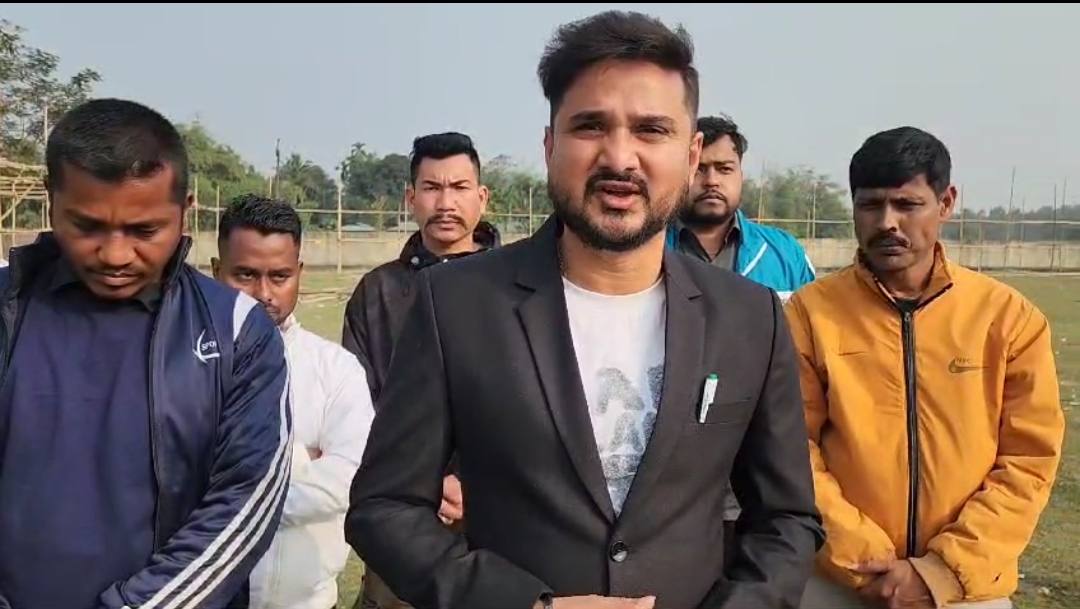 মুখ্যমন্ত্ৰীৰ জন্মদিনত ব্যতিক্ৰমী প্ৰয়াস  ৰক্তদানেৰে গাব মানৱতাৰ গান