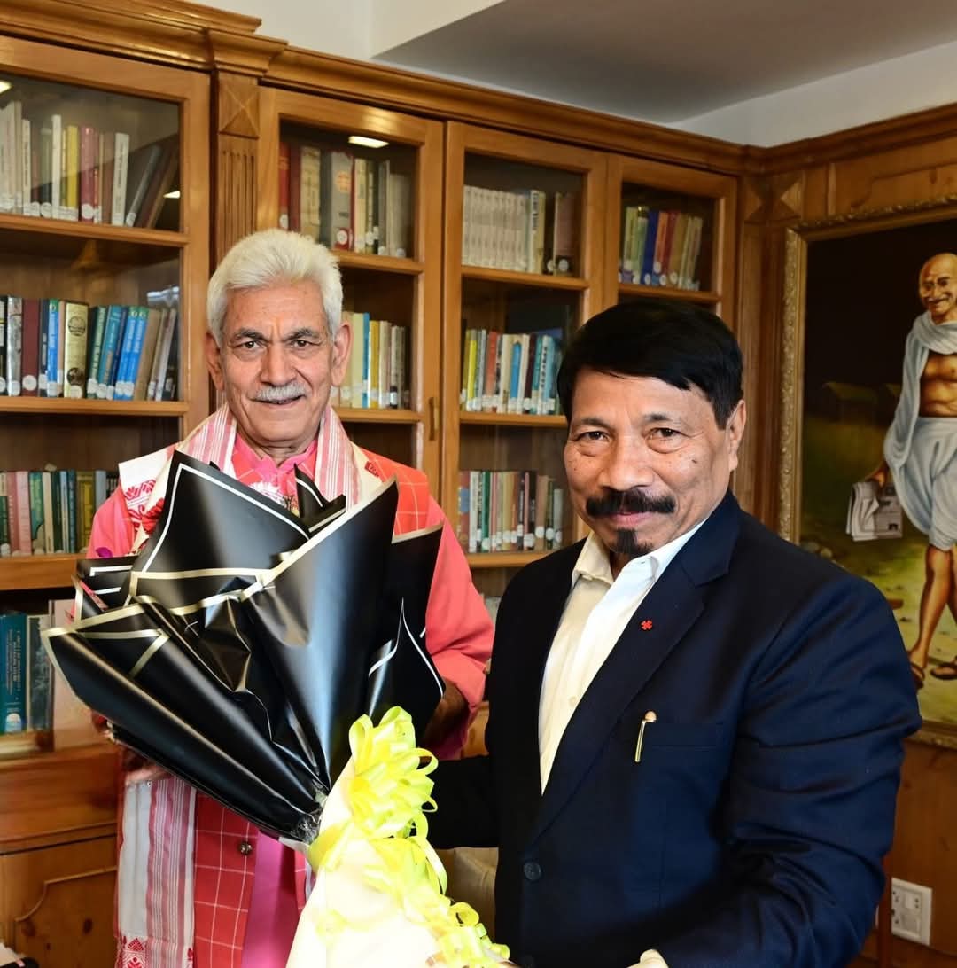 পহেলগামৰ সন্ত্ৰাসবাদী আক্ৰমণত নিহত নিৰীহ লোকসকলৰ কাষত মন্ত্ৰী অতুল বৰা