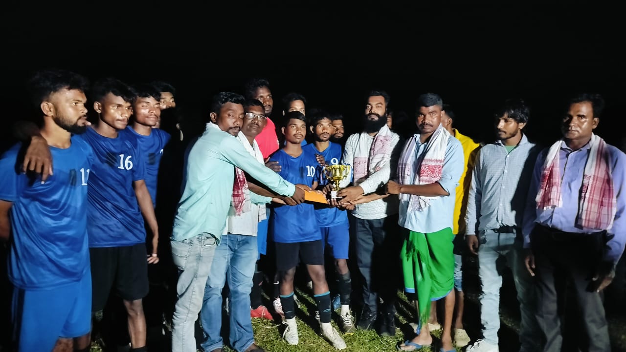 চিদু-কানু সোঁৱৰণী ফুটবল প্ৰতিযোগীতা     ওদালগুৰি ডাইমণ্ড ক্লাৱ বিজয়ী