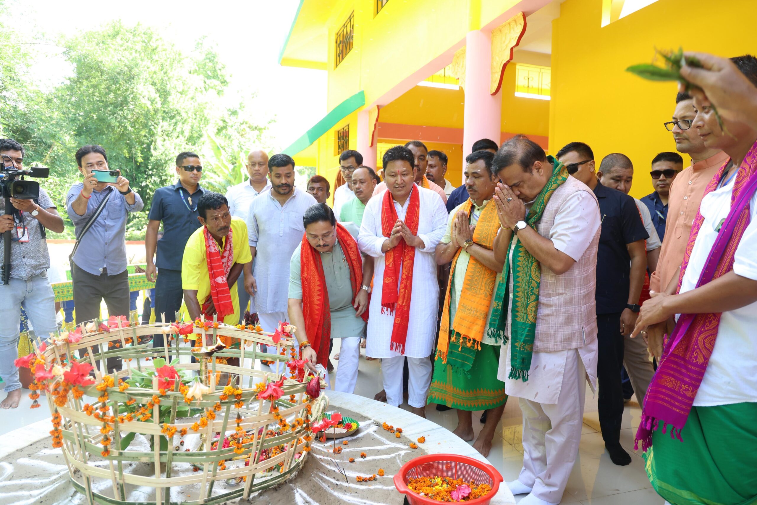 গোৰেশ্বৰ মহাবিদ্যালয়ৰ সোণালী জয়ন্তী উদ্যাপনৰ সামৰণি অনুষ্ঠানত মুখ্যমন্ত্ৰীৰ অংশগ্রহণ ।