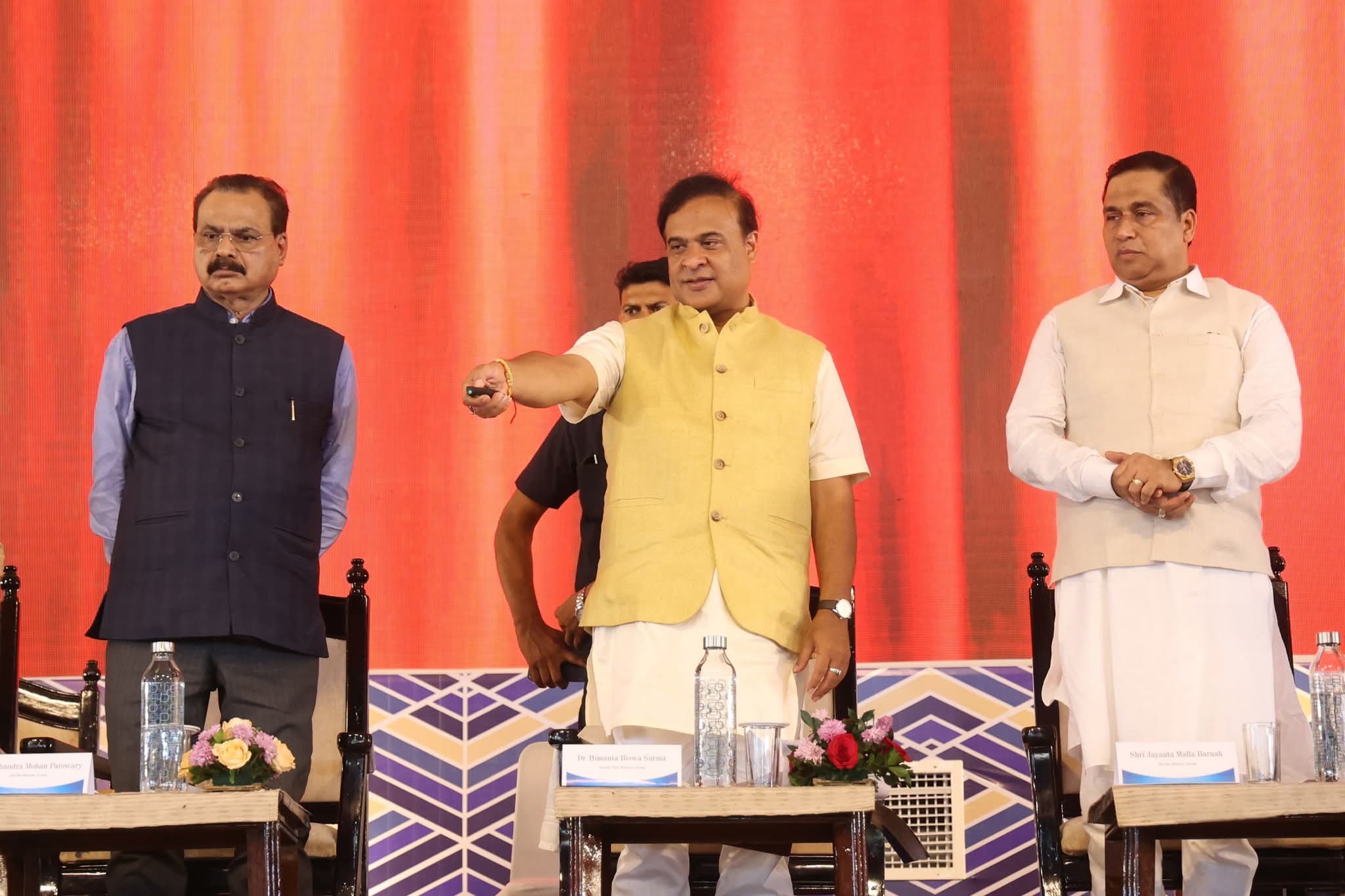নলবাৰী জিলাত মুখ্যমন্ত্ৰী হিমন্ত বিশ্ব শৰ্মাৰ নিৰ্ধাৰিত সভাত আজিৰ দিনটোত এক অঘটন ঘটিল