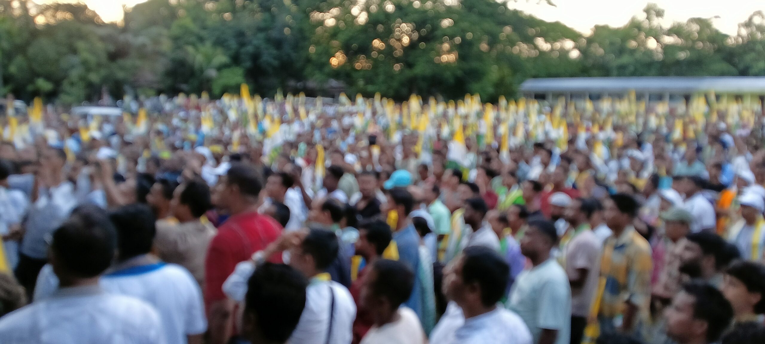 তামুলপুৰ উপপ্ল ৰেলী : প্ৰাৰ্থী তালিকা প্ৰকাশৰ পাছতে গয়বাৰীত উৎসৱমুখৰ সমাগম