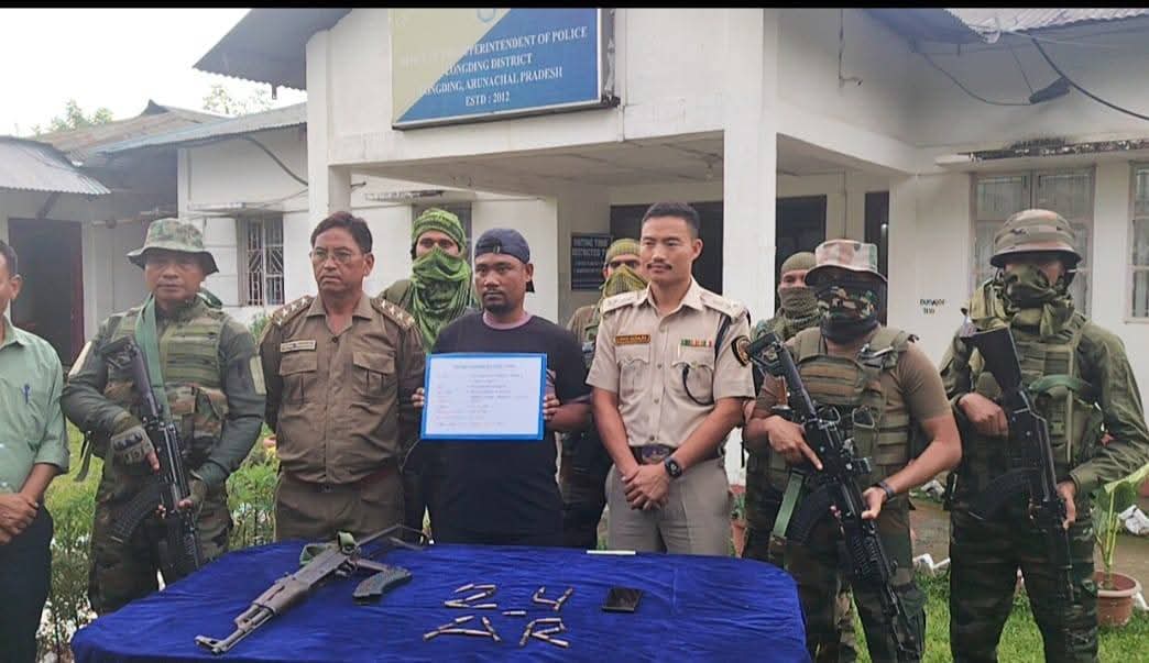 অৰুণাচল প্ৰদেশত NSCN (IM) ৰ মেজৰ ফুলেশ্বৰ গগৈ আত্মসমৰ্পণ