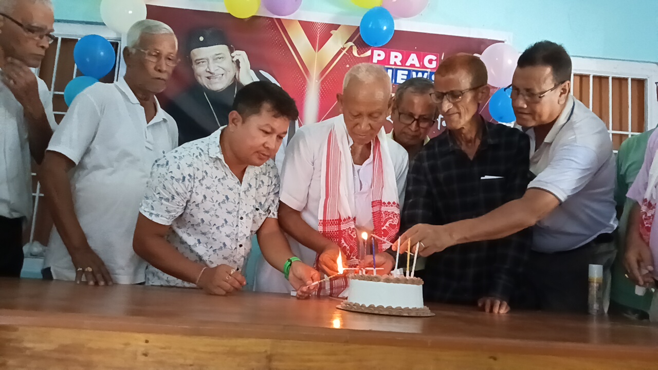 প্ৰাগ নিউজৰ উদ্যোগত তামুলপুৰ প্ৰেছক্লাৱত “ জন্ম শতবৰ্ষত আমাৰ ভূপেন দা ” শীৰ্ষক গাম্ভীৰ্যপূৰ্ণ অনুষ্ঠান সম্পন্নঃ
