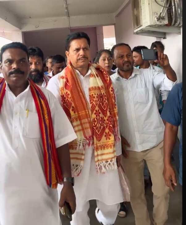 গোৰেশ্বৰত কংগ্ৰেছৰ নিৰ্বাচনী সভাত ভূপেন বৰাৰ তীব্ৰ আক্রমণ